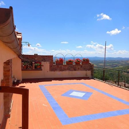 La Casa Del Gallo Radicondoli Bagian luar foto