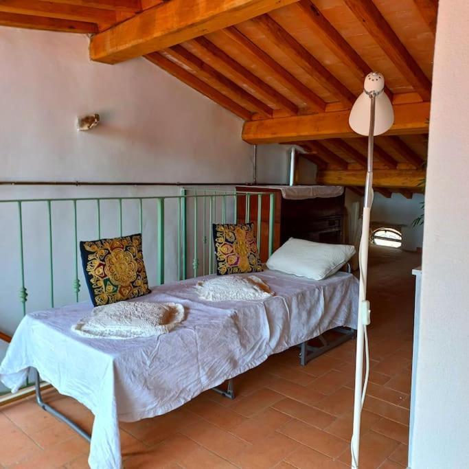 La Casa Del Gallo Radicondoli Bagian luar foto