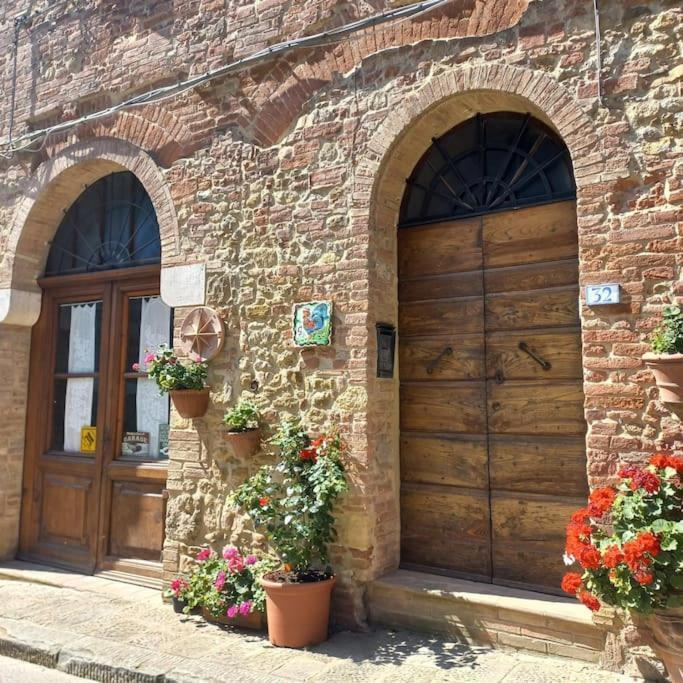 La Casa Del Gallo Radicondoli Bagian luar foto
