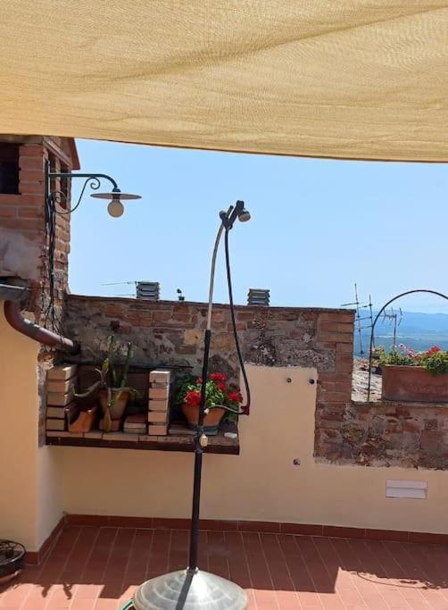 La Casa Del Gallo Radicondoli Bagian luar foto