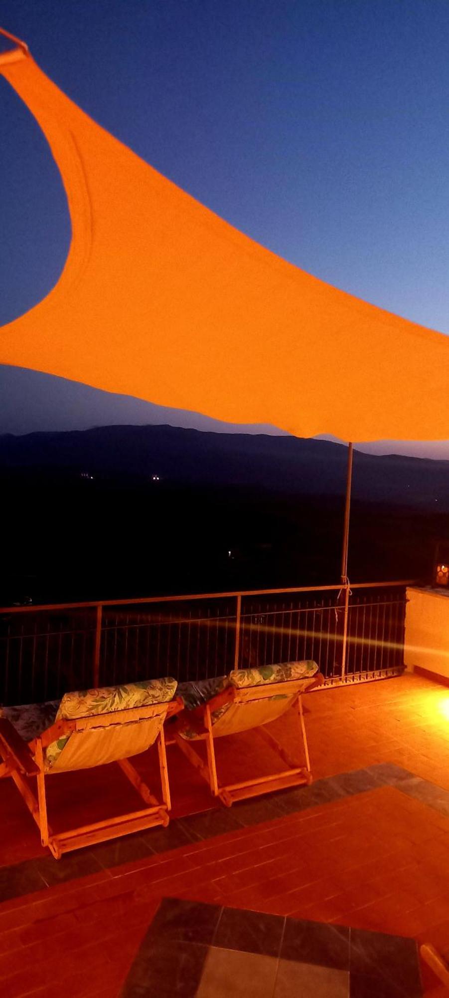 La Casa Del Gallo Radicondoli Bagian luar foto