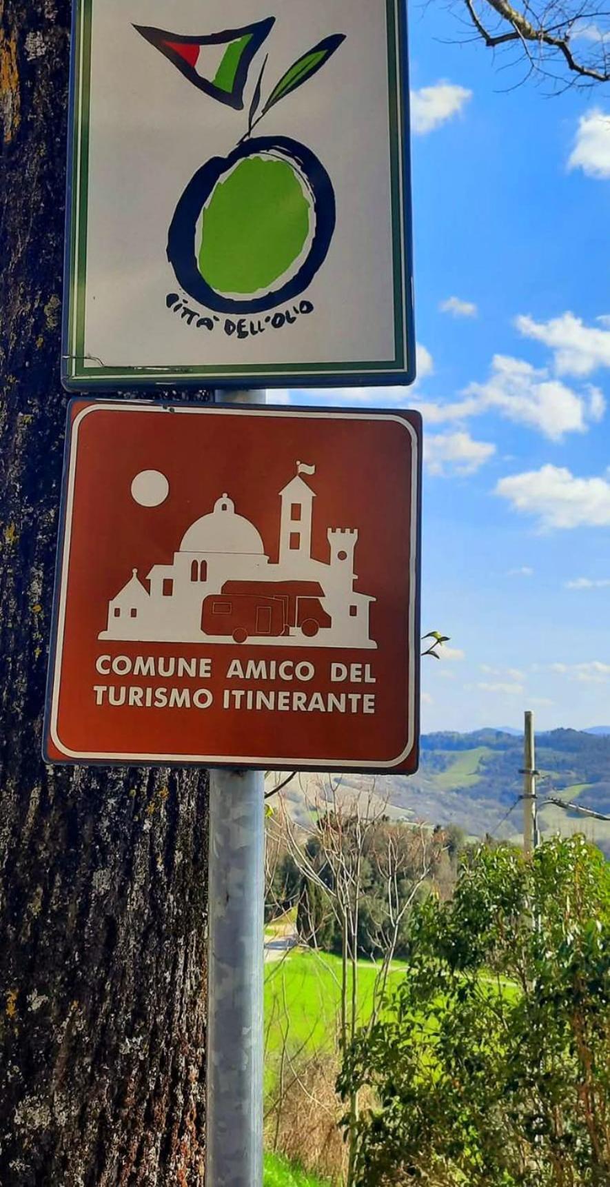 La Casa Del Gallo Radicondoli Bagian luar foto